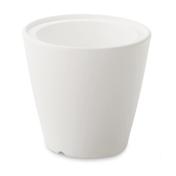 Omnia-Outdoor-Planter-with-White-Finish-by-Domitalia