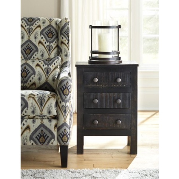 Signature-Design-by-Ashley-Charlowe-Three-Drawer-Night-Stand